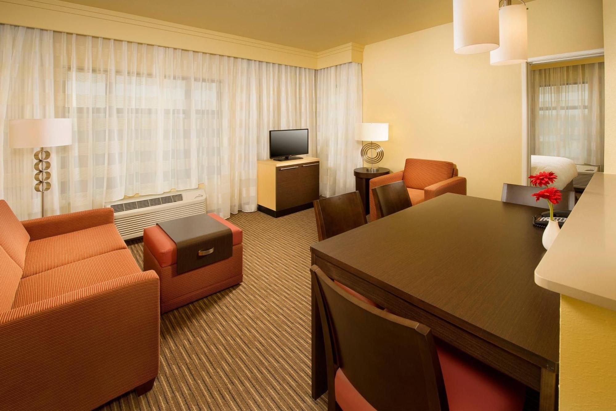 Towneplace Suites By Marriott Dallas Dfw Airport North/גרייפוויין מראה חיצוני תמונה